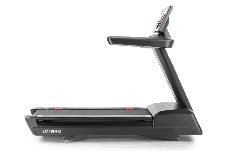 Freemotion t22.9 REFLEX Treadmill, Commercial Rowers