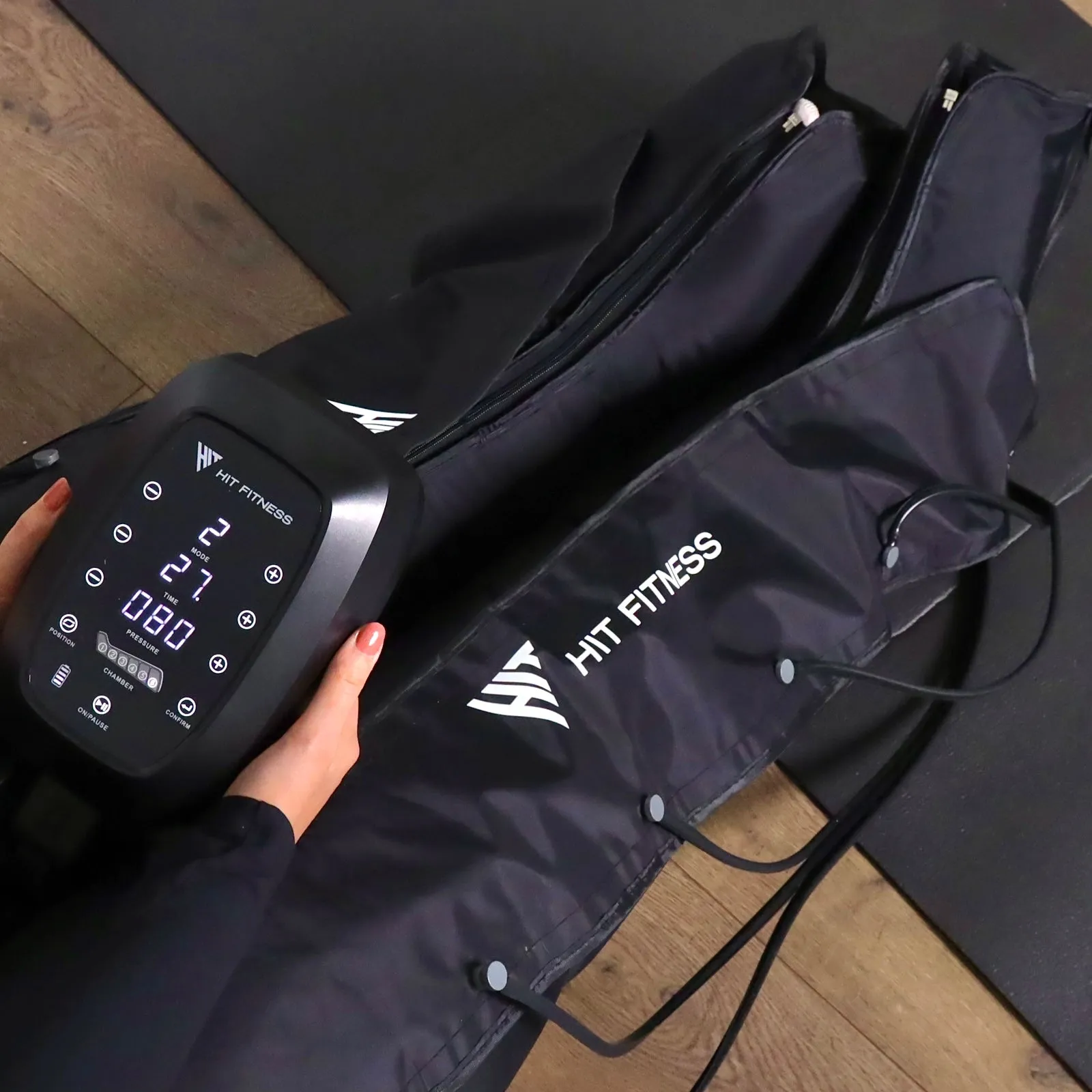 Hit Fitness Compression Boots, Rigs, AI posture sensor