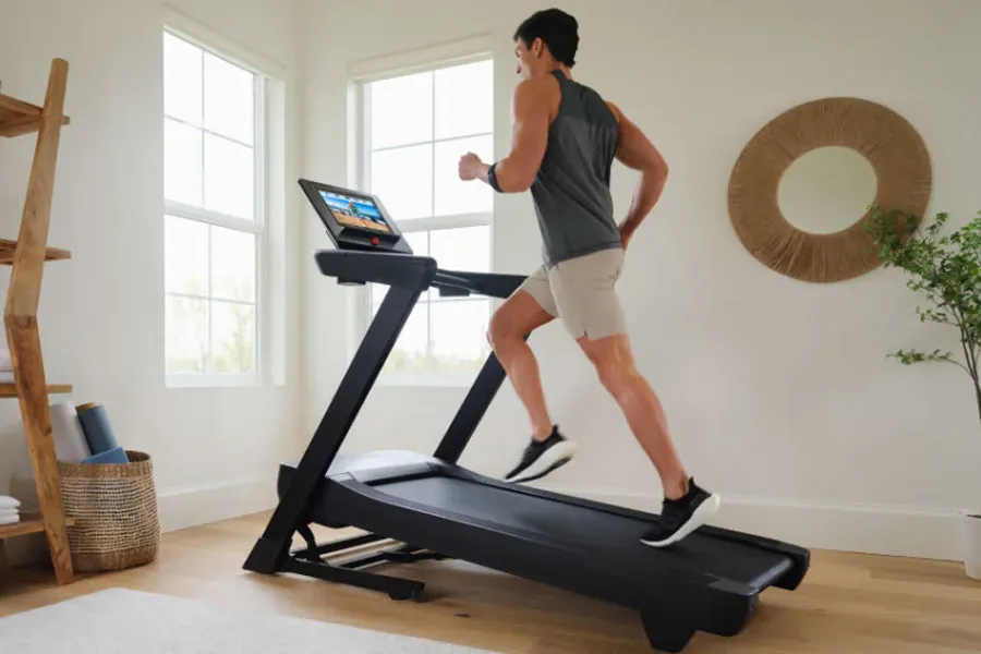 NordicTrack EXP 14i Treadmill, Running belt hydration, Bundles