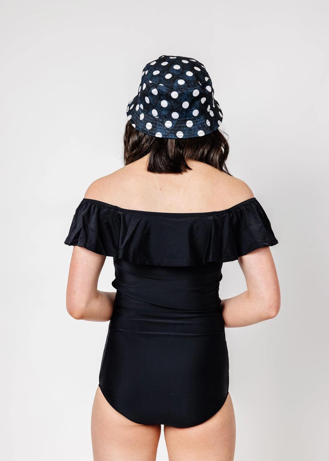 Black | Youth High-Waisted Bottoms