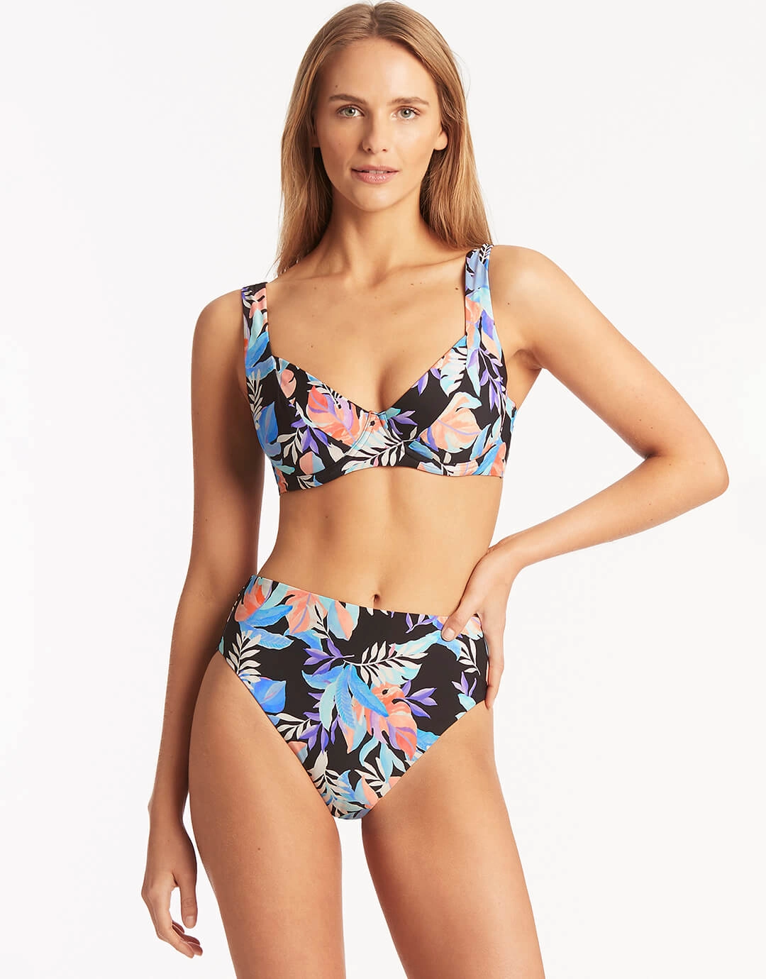 Botanica Underwired C/D Cup Bikini Top - Black