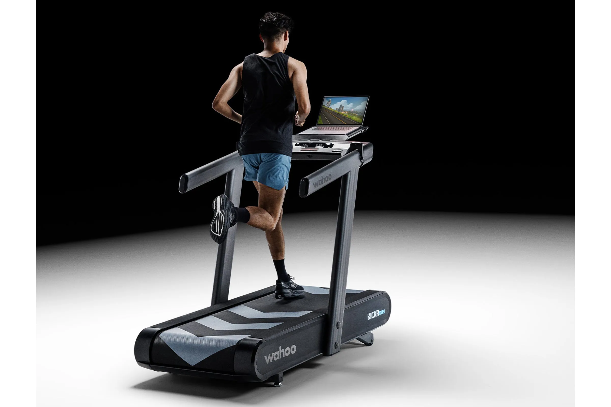 KICKR RUN Smart Treadmill (NEW ITEM) (SUMMER SALE), Weightlifting belt
