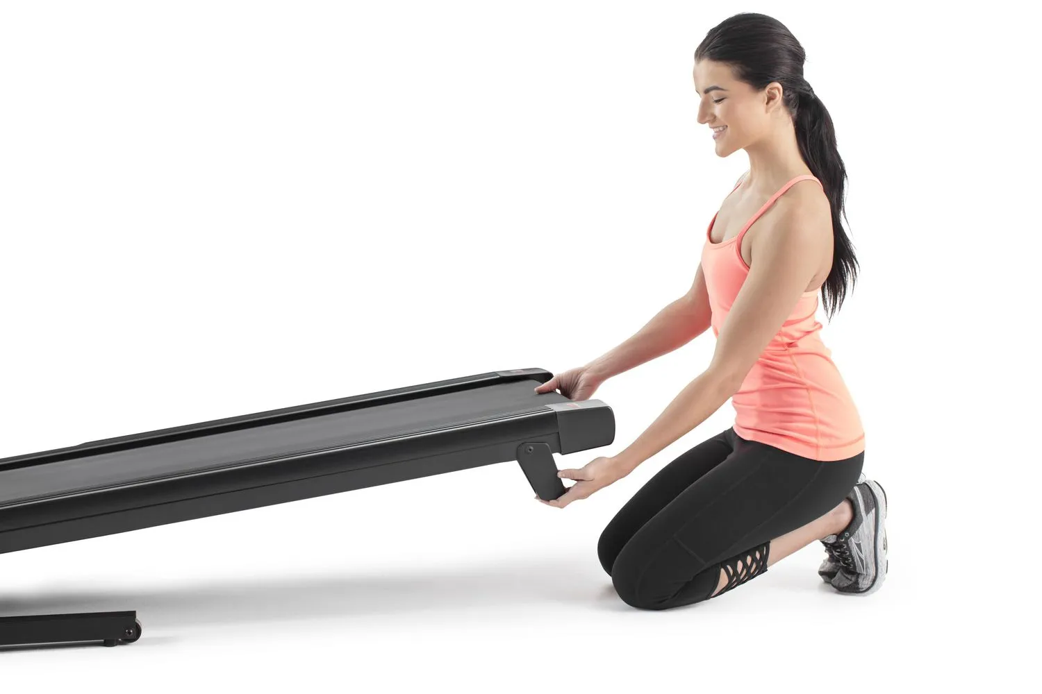 Weslo - Cadence G 3.9 Treadmill, Sleep tracker wearable