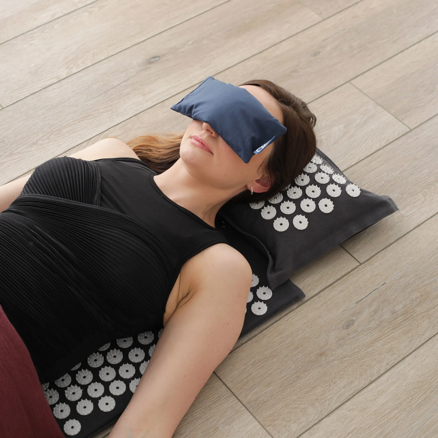 Fitness Mad Organic Eye Pillow | Light Blue, Dumbbell Storage