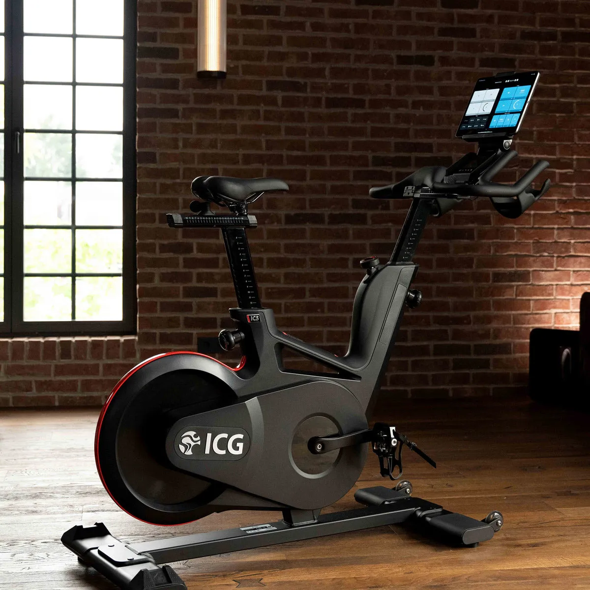 Life Fitness ICG IC5 Indoor Cycle, Cross trainer elliptical