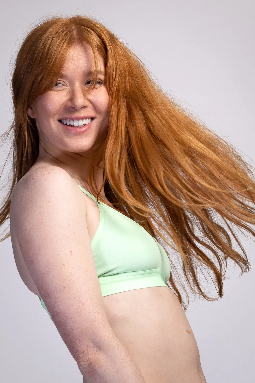Mara Hybrid Bikini Top - Mint