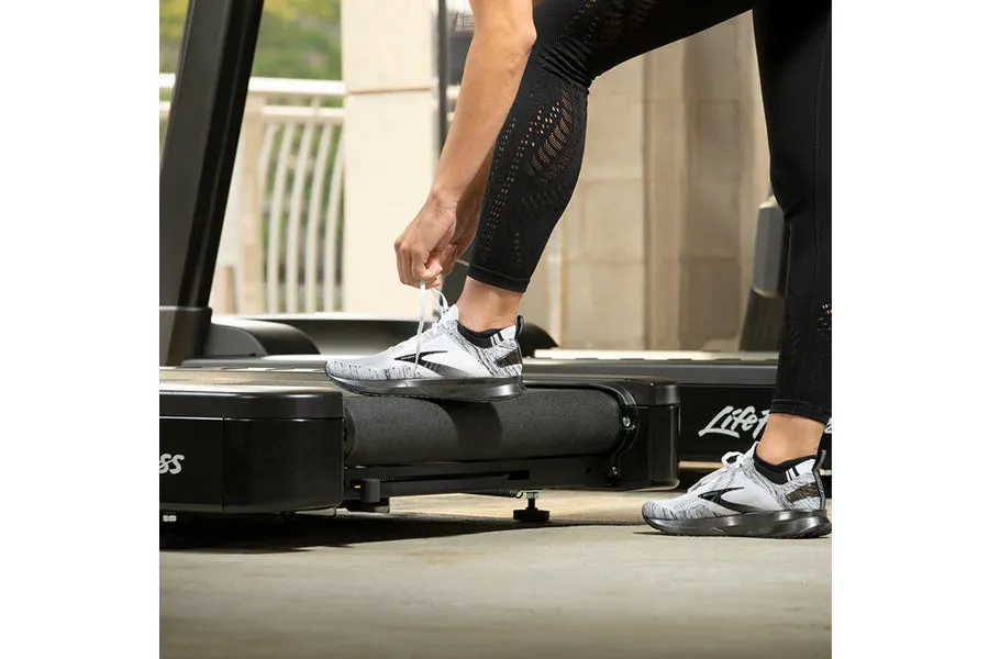 Life Fitness Club Series   (Plus) Treadmill, Treadmills, Slam Balls, Weight Plate,Bars,Collars