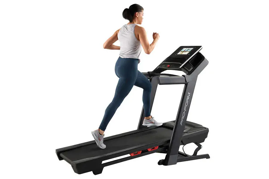 Proform Plus Trainer 1000 Treadmill, AI posture sensor, Breathable workout tops