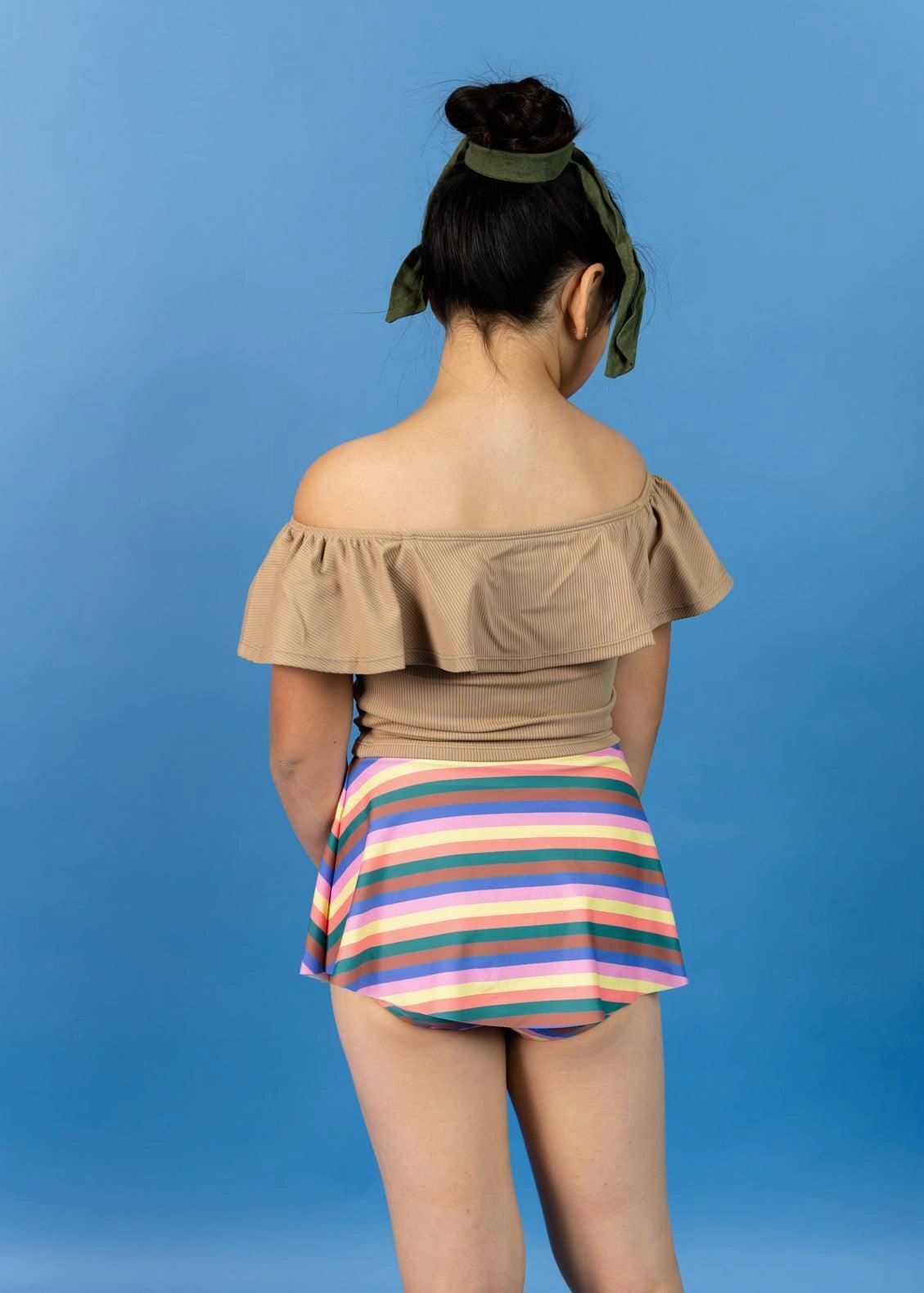 Ribbed Sand Brown | Youth Ruffled Around Top