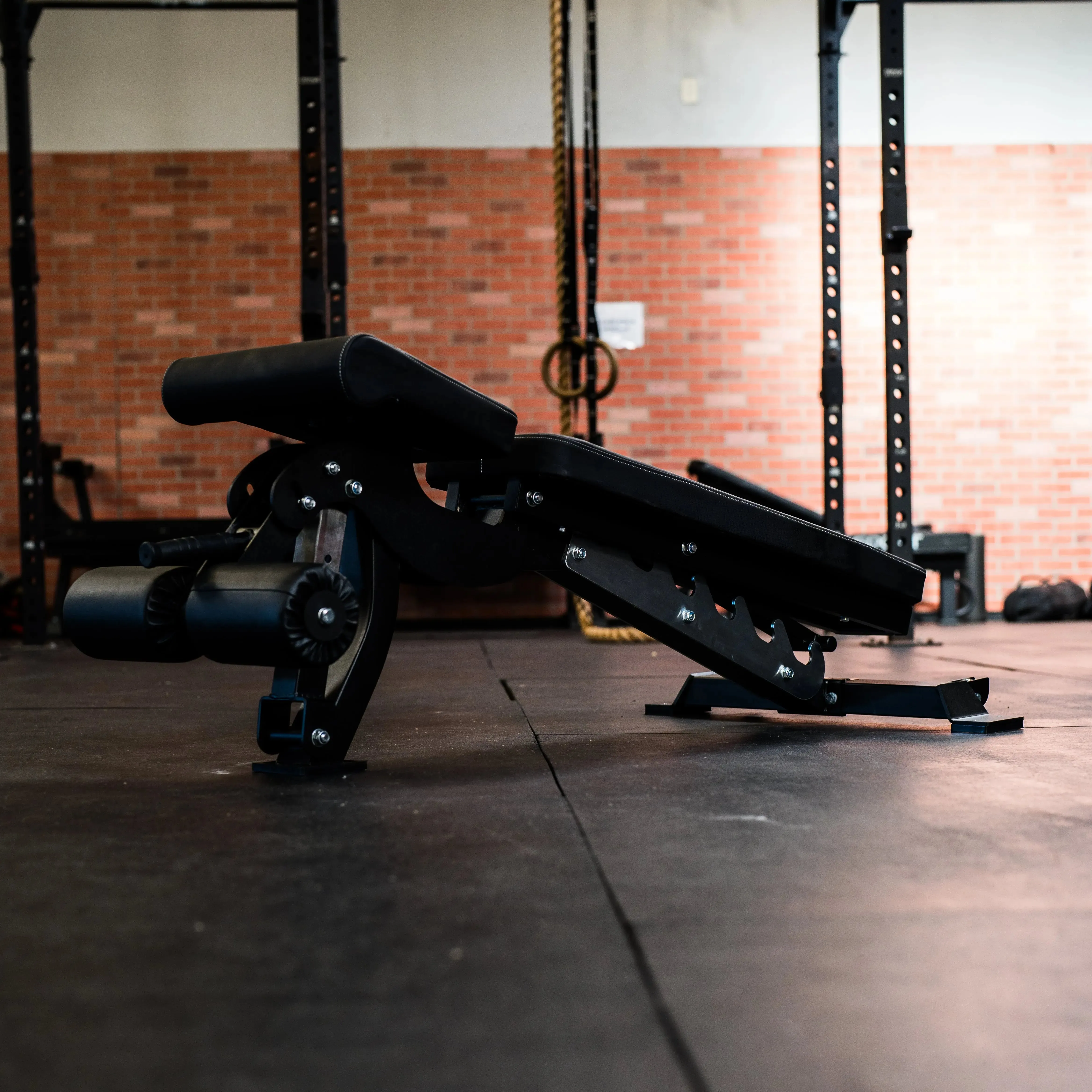 Flat/Incline/Decline Bench, Cable machine attachments, Mini trampoline rebounder, Chin Up,Pull Up Bars