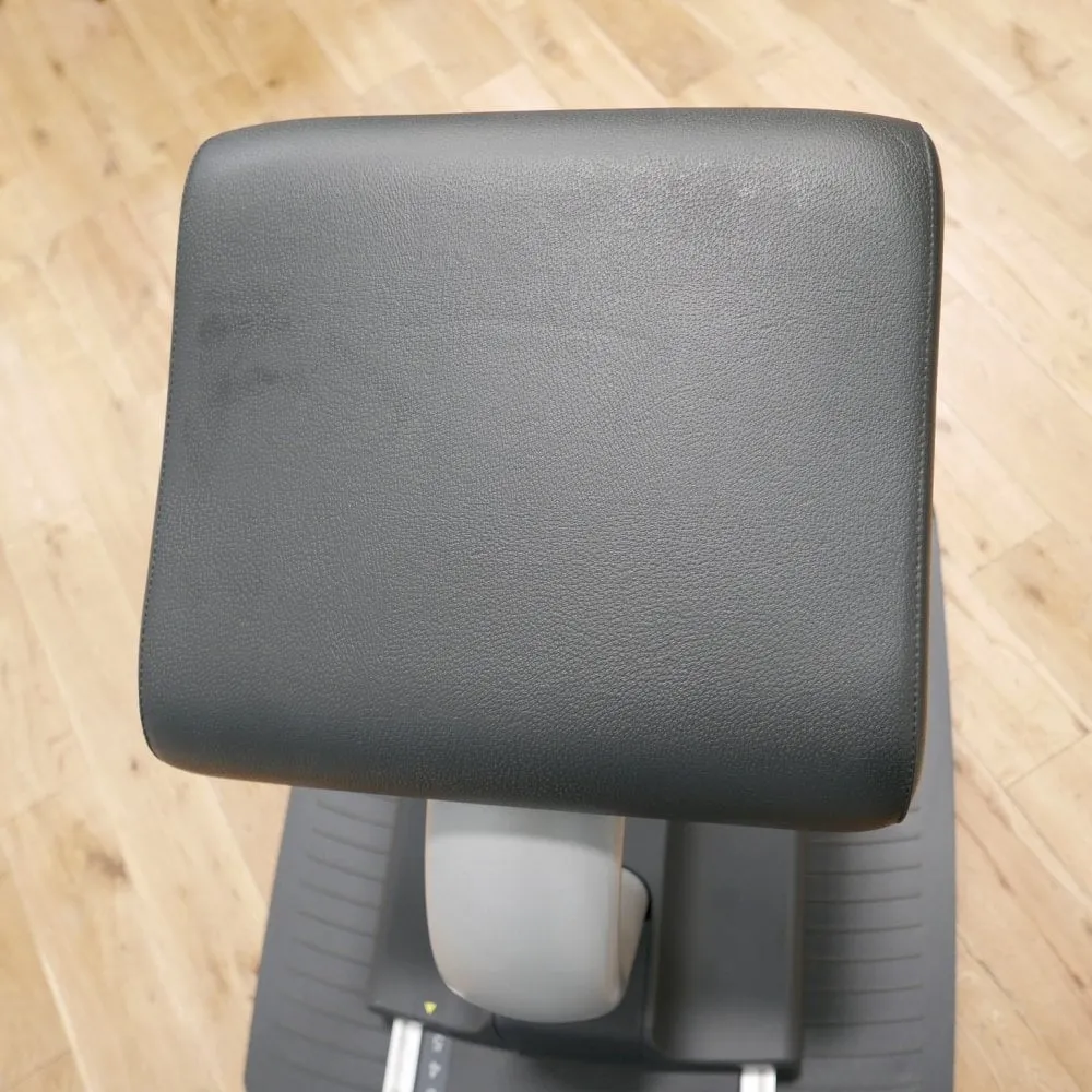 Refurbished Technogym Excite 700i Upper Body Bike - Pedestal Seat, Weightlifting belt, Swiss,Gym Balls, Power rack squat rack