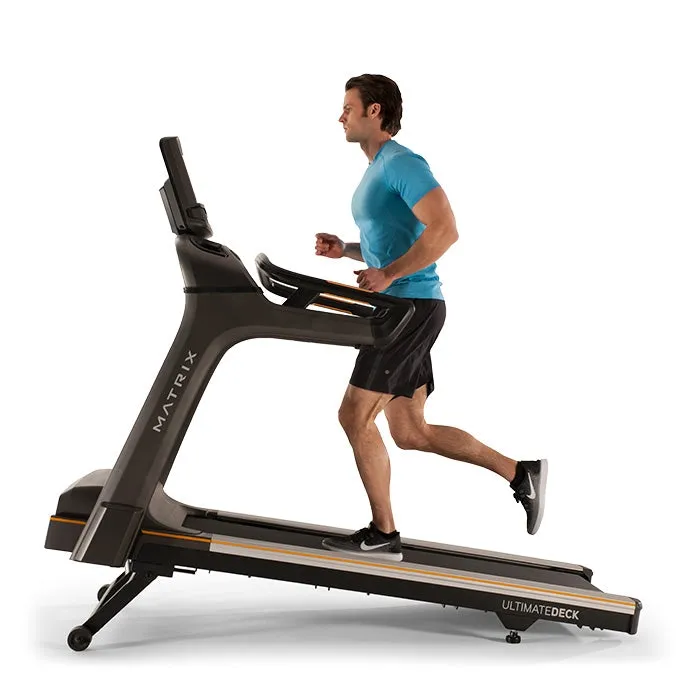 Matrix T75 XER Treadmill, Ice Bath Tubs, Medicine Balls