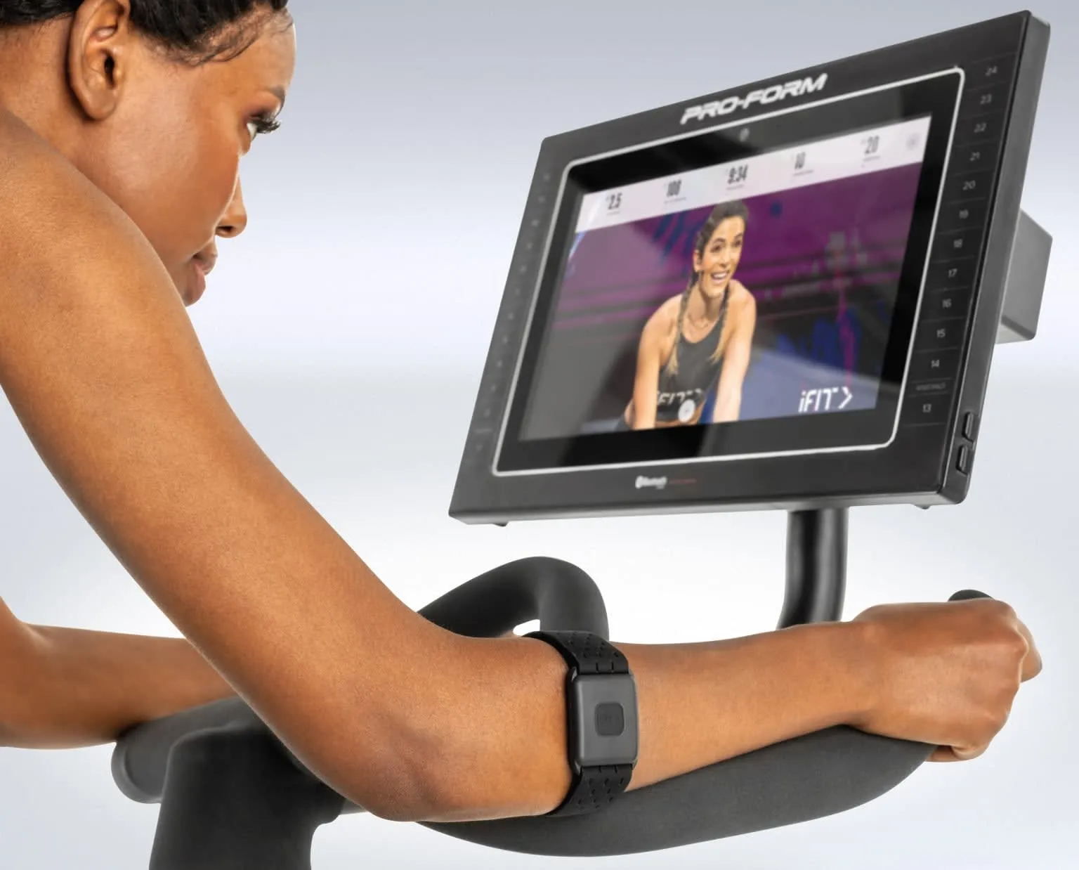 iFIT BLE Heart Rate Monitor Armband, Legpress,Hack Squats, Curved treadmill