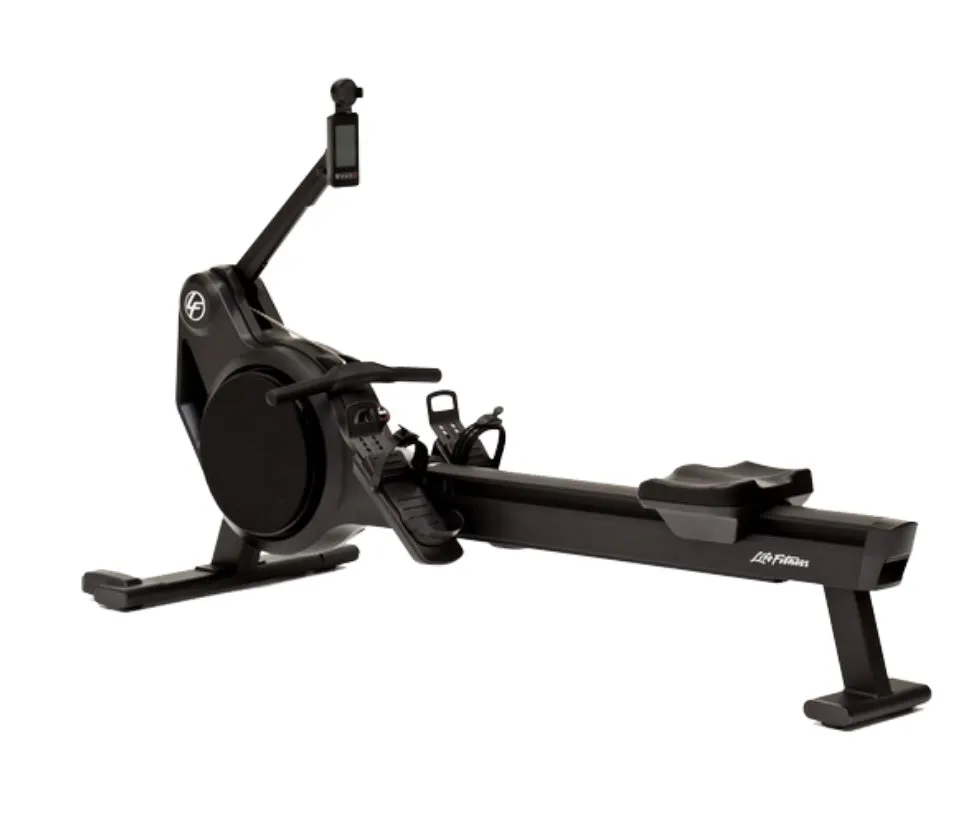 Unbeatable Combo Life Fitness Heat Row Instant Classic, Recycled rubber gym flooring